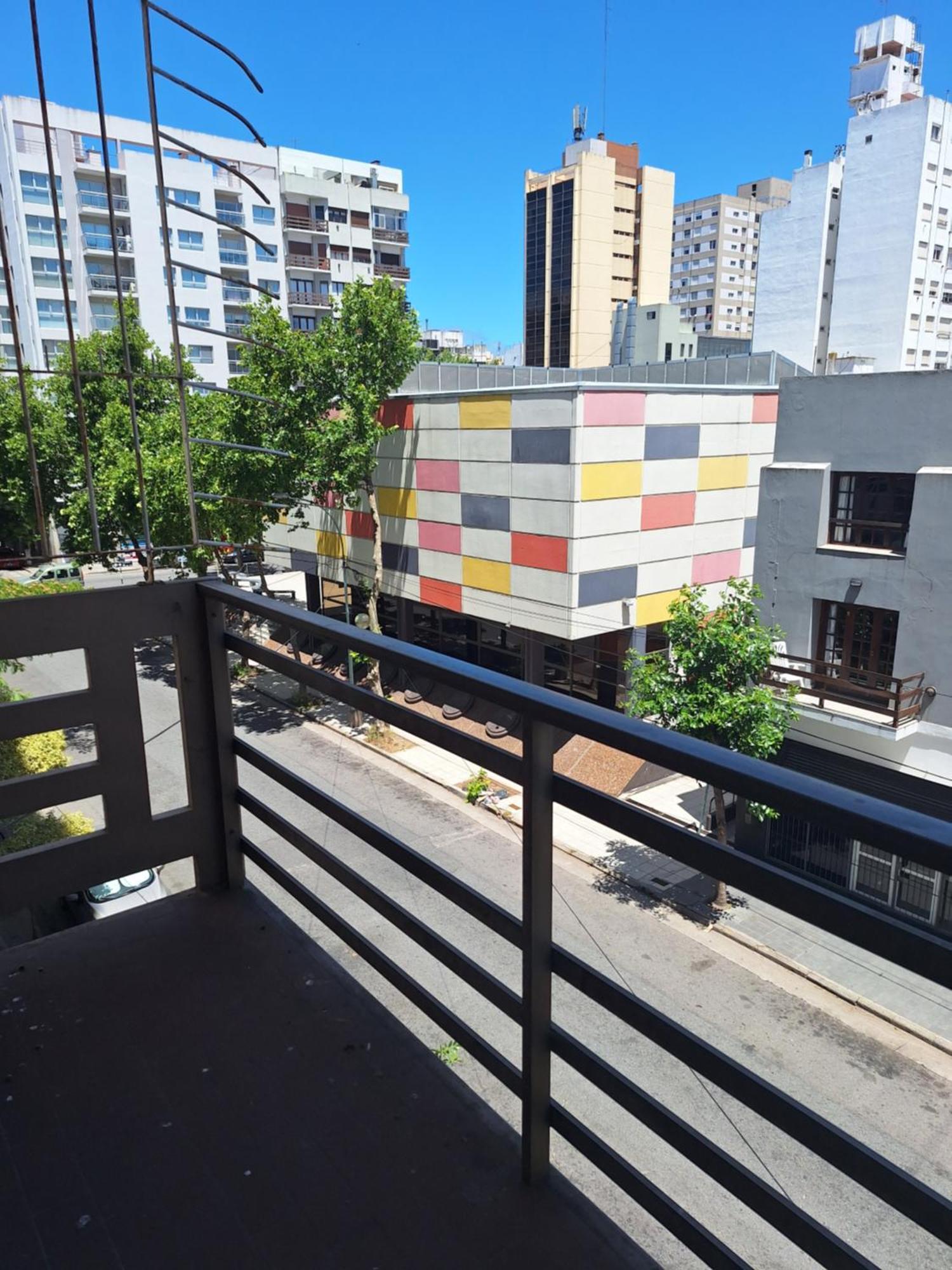 Zona Centro, Pocas Cuadras De La Playa * Mar del Plata